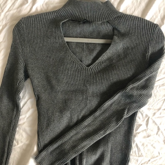 Gray, Ribbed Express Sweater - Picture 2 of 2